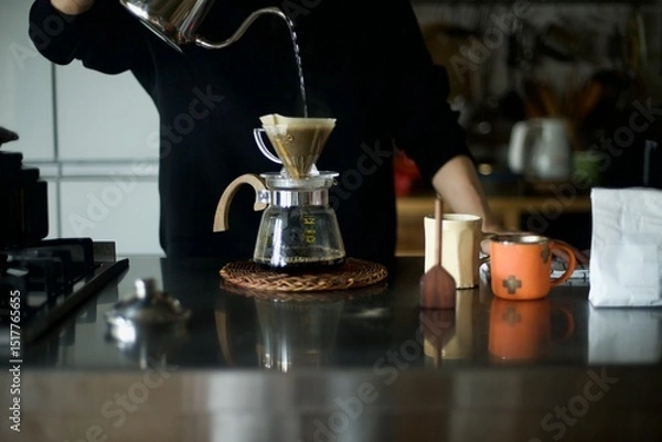 Obraz ハンドドリップでコーヒーを淹れているところ