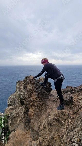 Fototapeta Ponta do Garajau is about 5km east of Funchal. It's a small peninsula with a statue of Jesus that looks the same as the one in Rio de Janeiro.