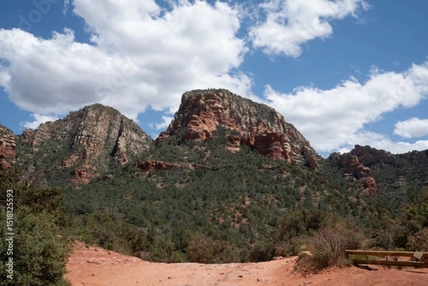 Obraz Sedona, Arizona, red rock formations and scenic landscapes under dramatic cloud-filled skies, capturing the natural beauty of the desert wilderness.