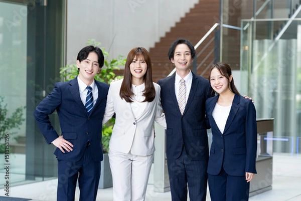 Obraz オフィスで働くビジネスマン　撮影協力:スカパー東京メディアセンター