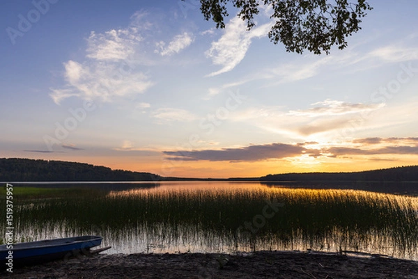 Obraz A tranquil lake view during sunset featuring peaceful reflections