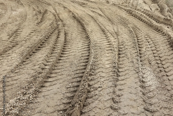 Fototapeta Tire tracks on gravel