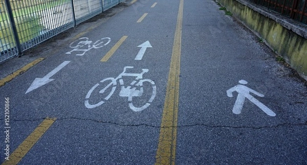 Obraz Bicycle path Verona