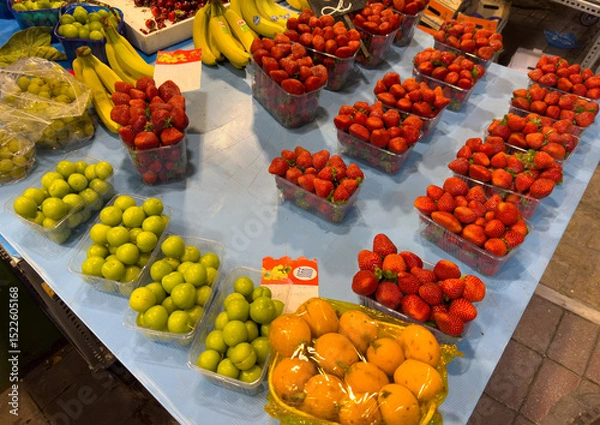 Obraz fresh fruits and strawberry at weekly market