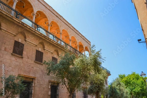 Fototapeta Fragment of Royal Palace La Almudaina under Spanish Sun