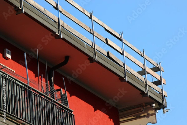 Fototapeta parapet installed along the roof frame for protection against falls during maintenance of the condominium roof