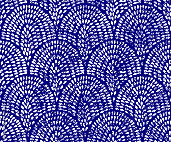 Fototapeta Seamless vector pattern with abstract fan-shaped foliage in dark blue and white. Decorative natural background. Vector illustration.