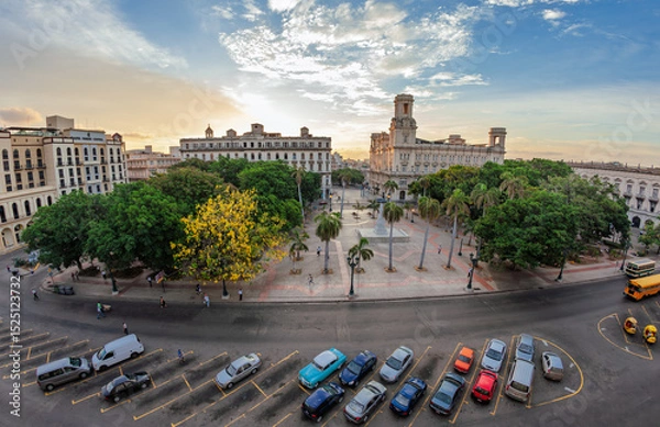 Obraz Cuba, old Havana, view of the central park in the early morning.