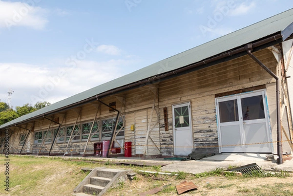 Fototapeta 古い兵舎