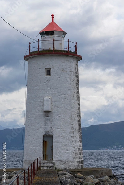 Fototapeta Høgsteinen lighthouse, Godøy, Giske, More og Romsdal, Norway