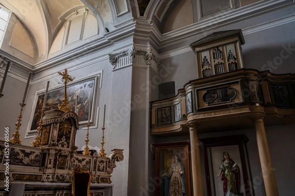 Fototapeta Isernia. Molise. The Church of S. Francesco 030525