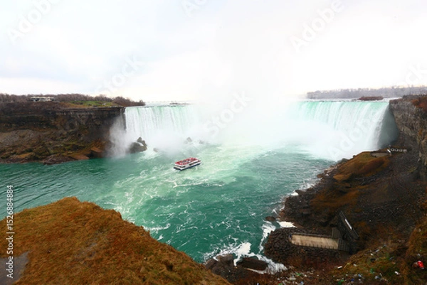 Obraz Tourist boat in Niagara Falls