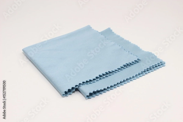 Obraz 青色のシンプルなレンズクロス