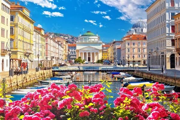Obraz Trieste, Italy. Trieste channel and Ponte Rosso square view,