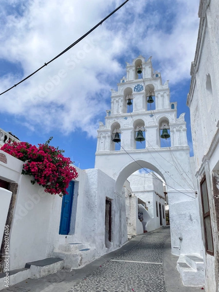 Obraz six bells church tower in megalochori greece santorini