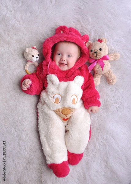 Fototapeta bebe menina completa 6 meses 