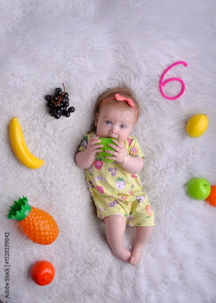 Fototapeta bebe completa 6 meses  fotos com frutas 