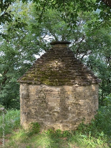 Fototapeta Cabane en pierre sèche