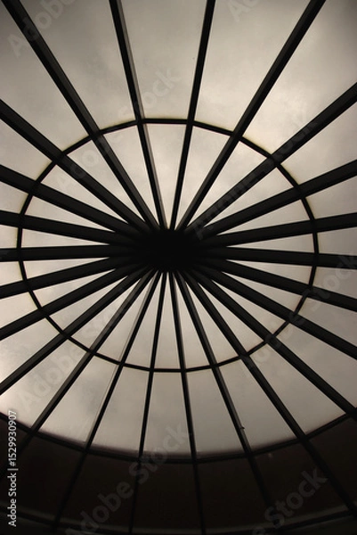 Obraz The Space Between Spokes and the Sky