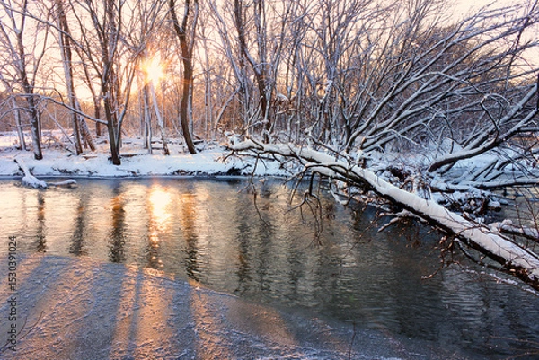 Obraz Light of sunset sparkles off the Kishwaukee River in northern Illinois
