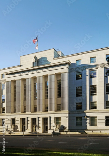 Obraz The State Supreme Court building in downtown Raleigh, North Carolina