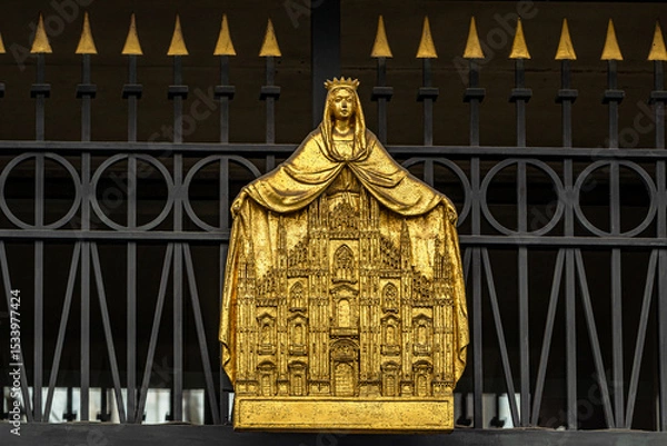 Obraz Golden Sculpture of the Virgin Protecting the Milan Cathedral