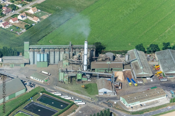 Fototapeta vue aérienne d'une usine en Seine Maritime en France 