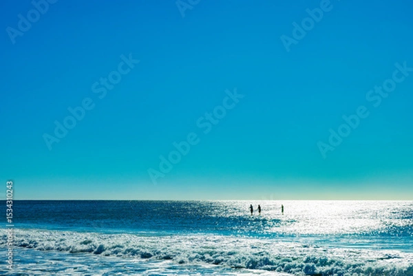 Obraz Padelboards im Gegtnlicht auf dem Böauen Meer