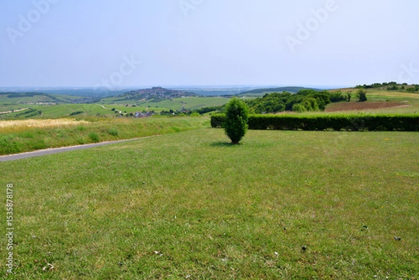 Obraz Sancerre Village on a Hill in France, Viewed from Afar – June 9, 2025