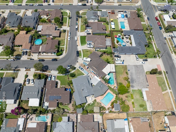 Fototapeta Day time aerial view of the Uptown area of Whittier with house and street, California, USA