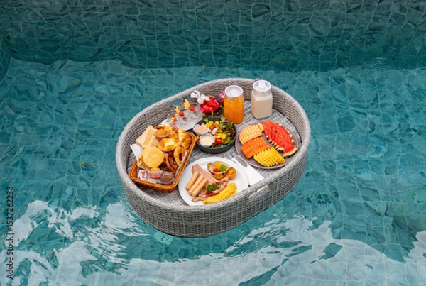 Fototapeta Breakfast in the Pool