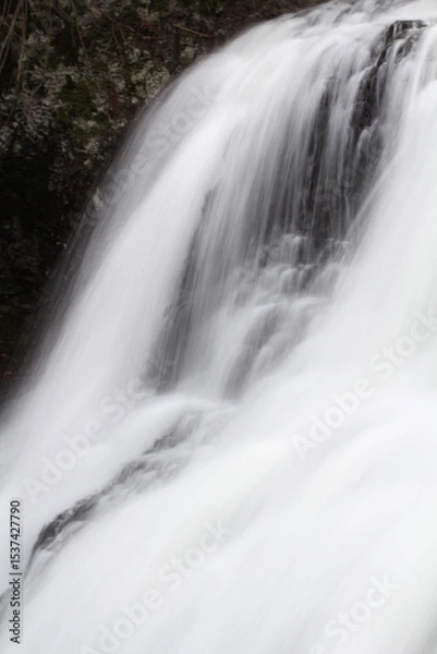Fototapeta Silky, misty cascade of Wadsworth Falls in Middlefield, Connecticut.