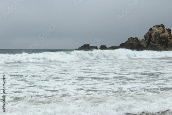 Fototapeta waves on the beach