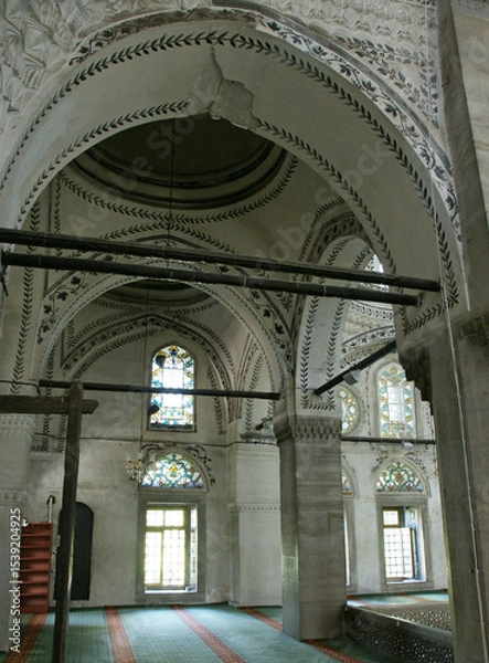 Obraz Hekimoglu Ali Pasha Mosque is a large complex in Istanbul, Turkey. It was built between 1734-1735.