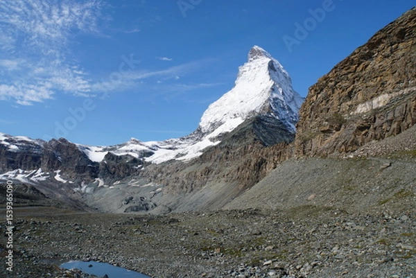 Fototapeta Panoramic view of Matterhorn from Matterhorn Glacier Trail in Switzerland