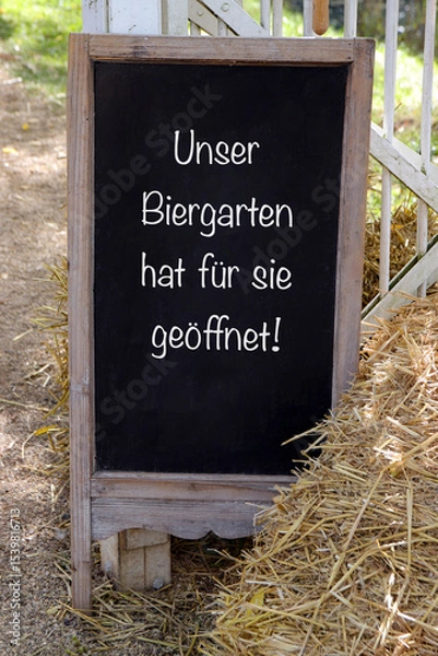 Obraz unser biergarten hat für sie geöffnet