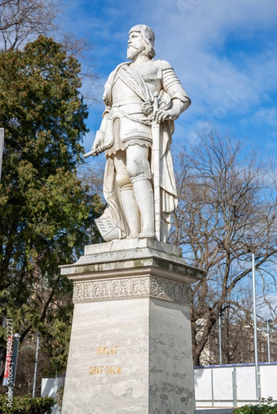 Fototapeta Monuments to famous personalities of the Austrian Republic