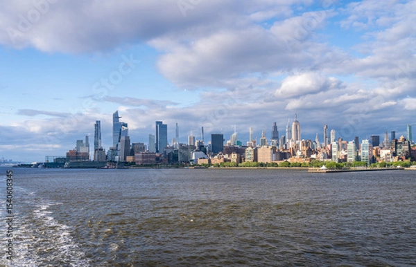 Obraz Tall office and apartment buidlings along the waterfront in Manhattan from Soho towards Hudson Yards
