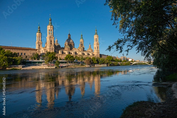 Obraz Basilica of Our Lady of Pillar in Zaragoza, Spain, Europe