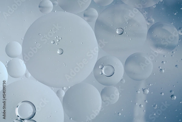 Obraz A macro abstract image of oil bubbles layered across a sponge-like surface. The organic shapes and soft gradients evoke themes of skincare, hydration, and minimalist beauty.