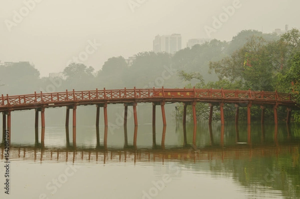Obraz The Huc Bridge on Hoan Kiem Lake. Hanoi. Vietnam.
