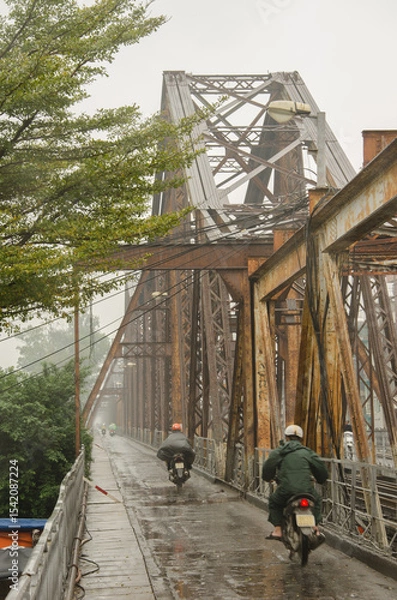 Obraz February 23, 2024, Hanoi: Long Bien Bridge. Vietnam.