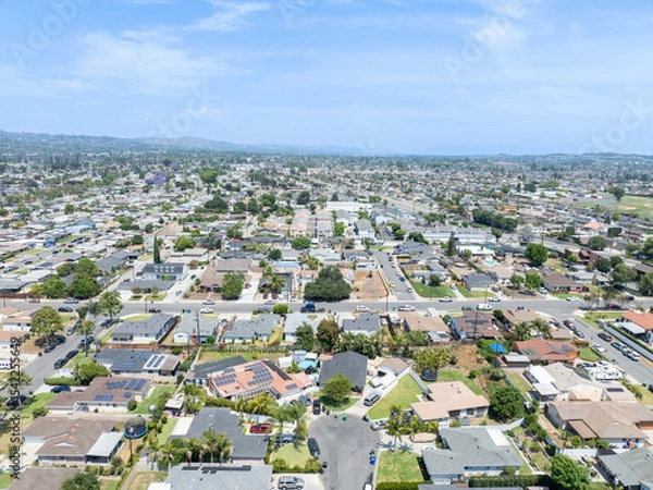 Fototapeta Day time aerial view of the Uptown area of Whittier with house and street, California, USA