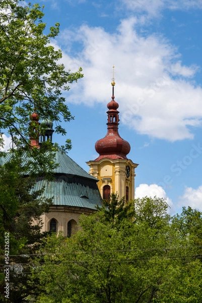 Fototapeta Kloster und Wallfahrtskirche in Hejnice in Tschechien 1