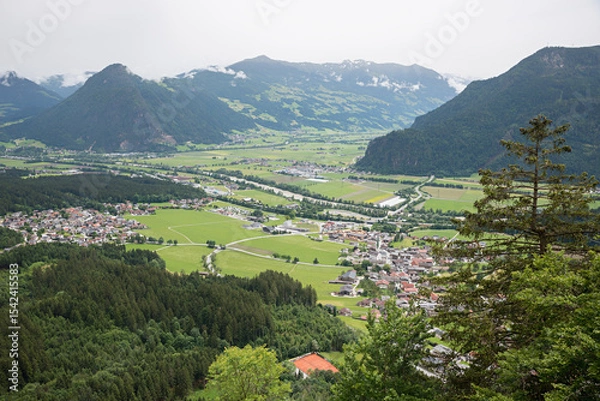 Obraz The Zillertal flows into the Inntal valley, view from the Kanzelkehre road