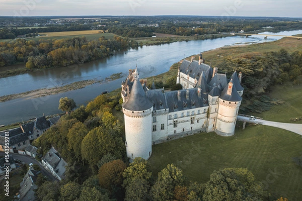 Obraz Experience the allure of France's Loire Valley from above, showcasing the majestic Azay-le-Rideau, a stunning example of Renaissance architecture