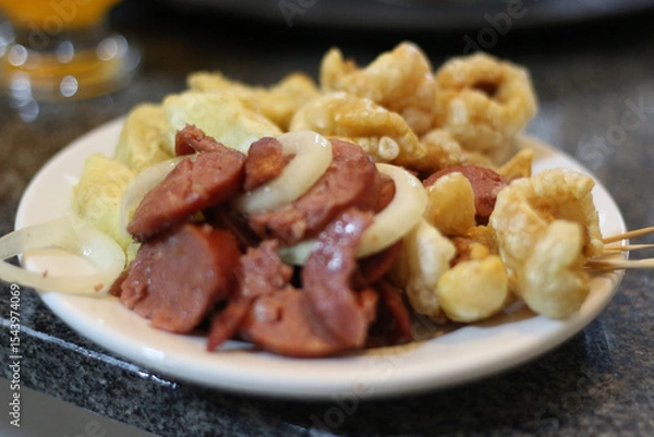 Fototapeta linguiça com torresmo