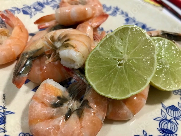 Obraz Cooked Shrimp Served with Half a Lemon