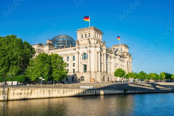 Fototapeta Reichstag building on sunny summer day in Berlin. Germany 