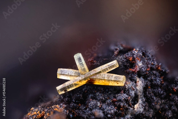 Fototapeta Twinned Mimetite crystals. Specimen from la Rouvière, St-Marguerite-Lafigère, France. Micro photography extreme close-up. microscope mineral crystal photography for Scientific use.